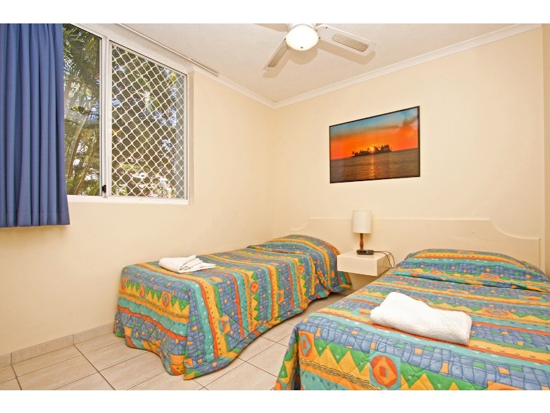 4/243 Boundary Street, Coolangatta QLD 4225