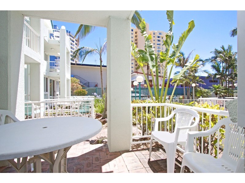 4/243 Boundary Street, Coolangatta QLD 4225