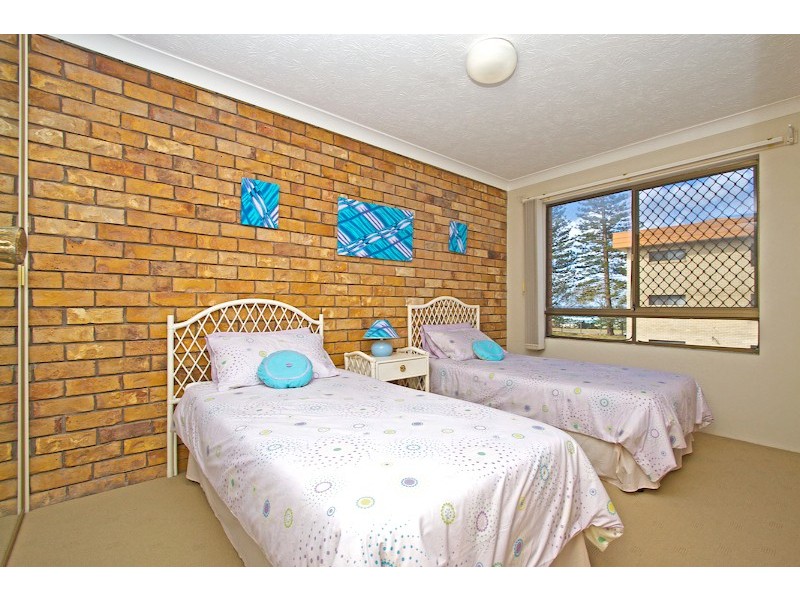 7/153 Golden Four Drive, Bilinga QLD 4225