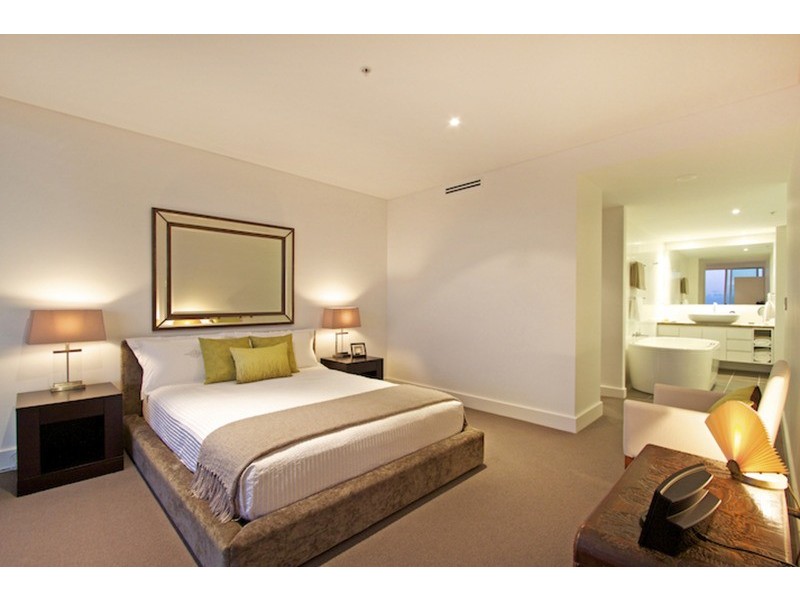 1002/2 Creek Street, Kirra QLD 4225