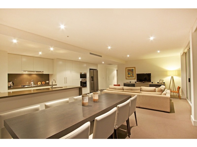 1002/2 Creek Street, Kirra QLD 4225