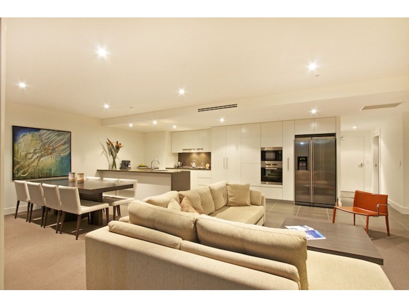 1002/2 Creek Street, Kirra QLD 4225