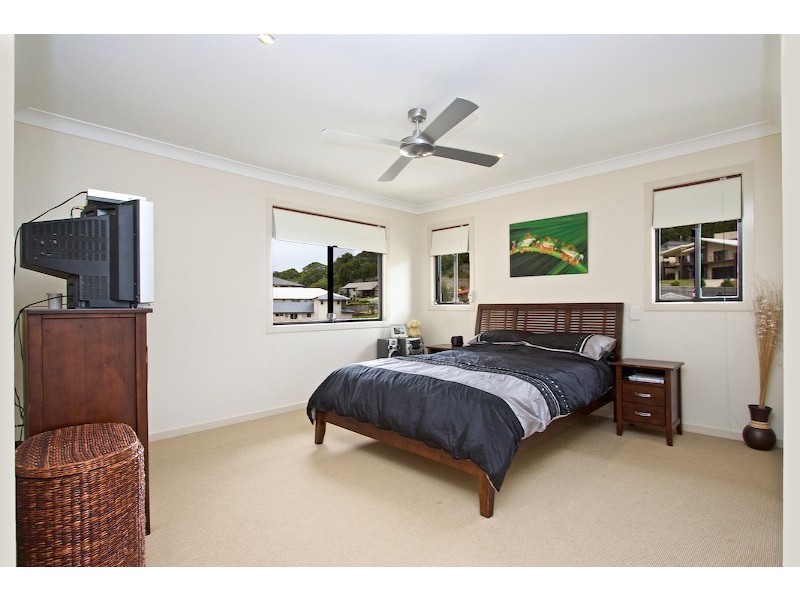 36 Shamrock Avenue, Banora Point NSW 2486