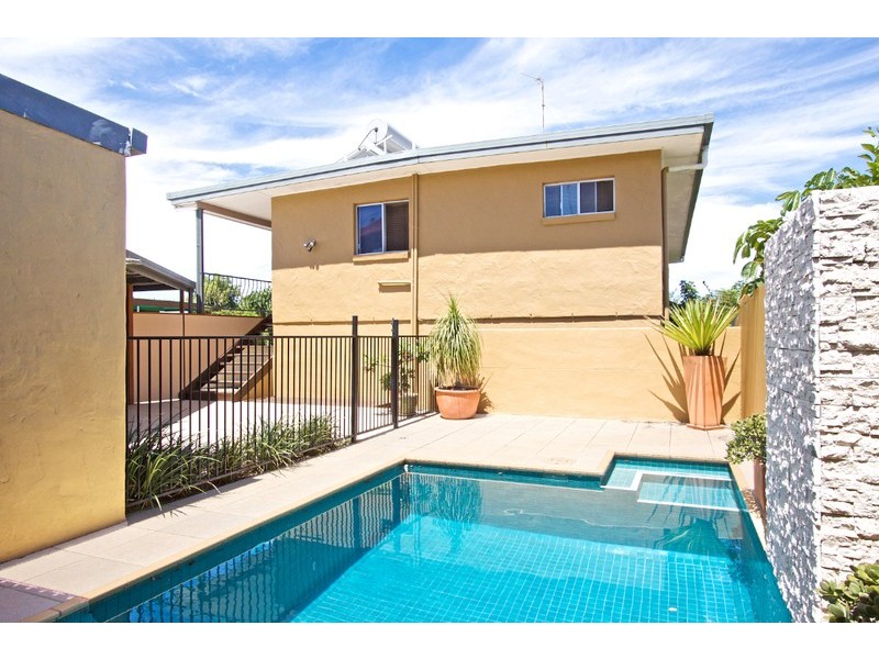 26 Seaview Street, Tweed Heads South NSW 2486