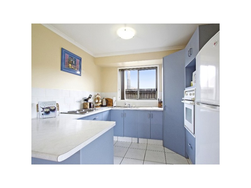 8 Cromer Court, Banora Point NSW 2486
