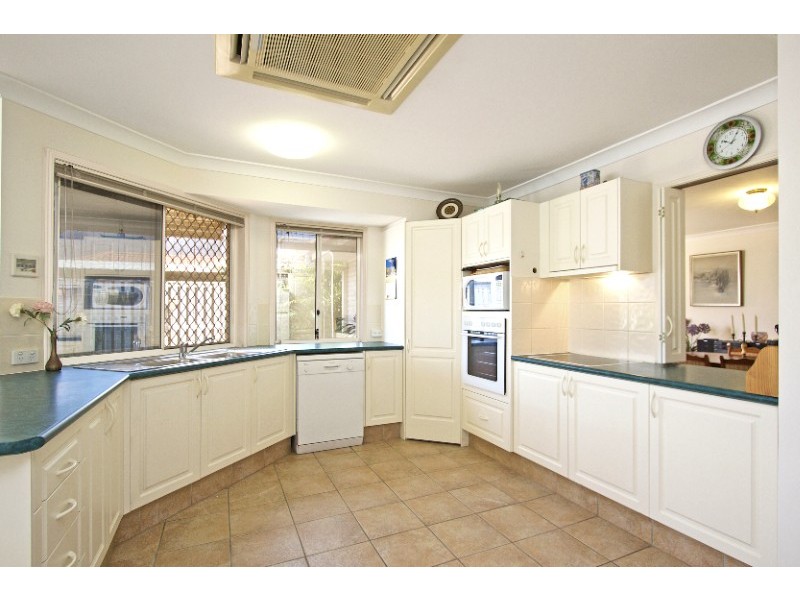 12 Kimberley Circuit, Banora Point NSW 2486