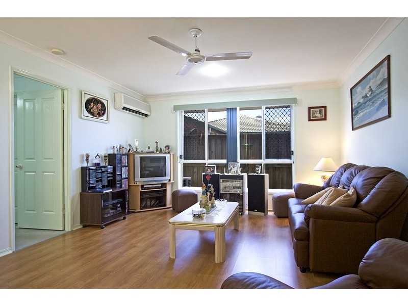 2/4 Rosnay Court, Banora Point NSW 2486