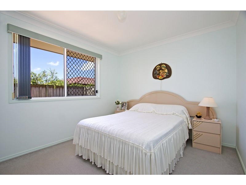 2/4 Rosnay Court, Banora Point NSW 2486
