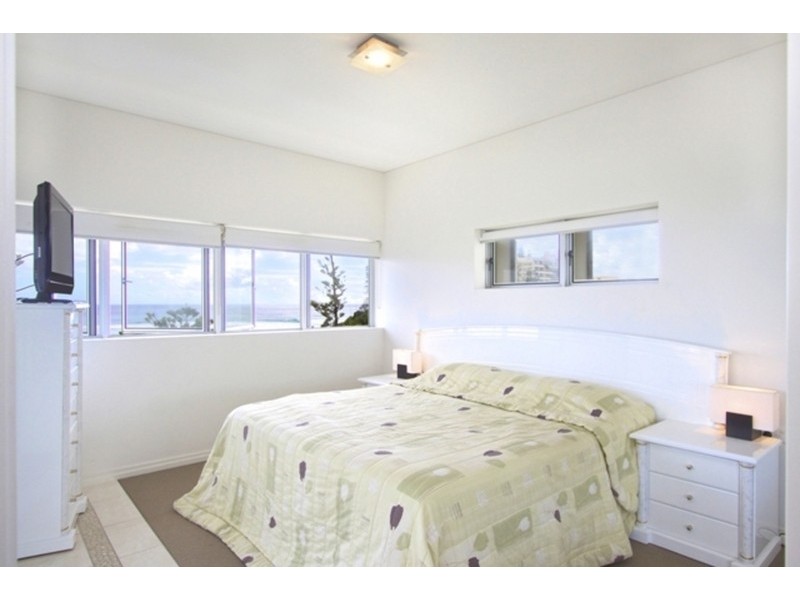 5/128 Marine Parade, Coolangatta QLD 4225