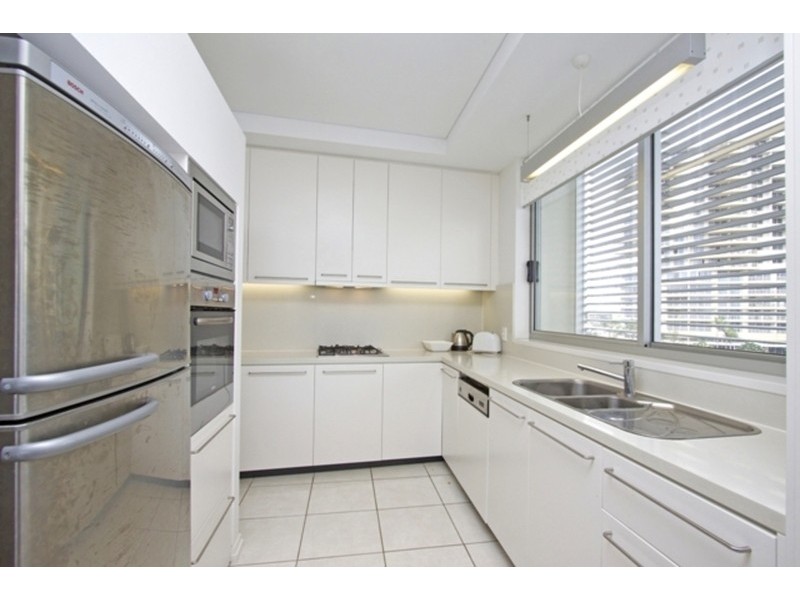 5/128 Marine Parade, Coolangatta QLD 4225