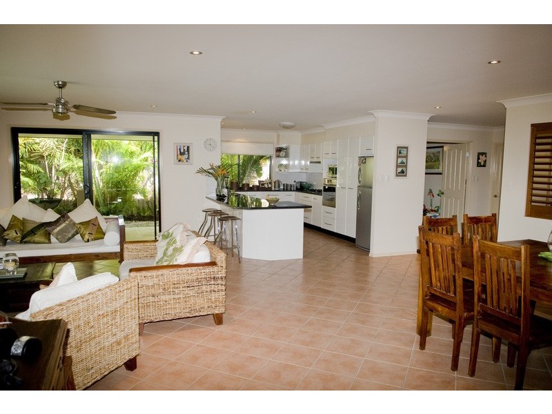 33 Traminer Court, Banora Point NSW 2486