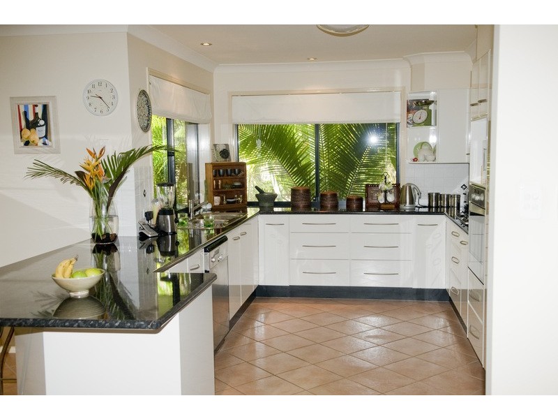 33 Traminer Court, Banora Point NSW 2486