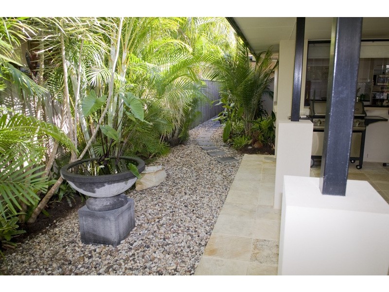 33 Traminer Court, Banora Point NSW 2486