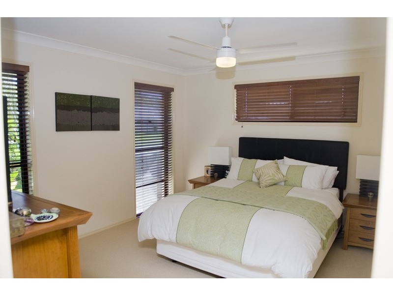 33 Traminer Court, Banora Point NSW 2486