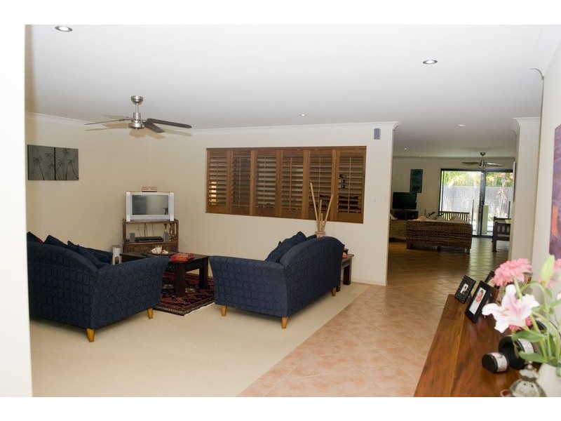 33 Traminer Court, Banora Point NSW 2486