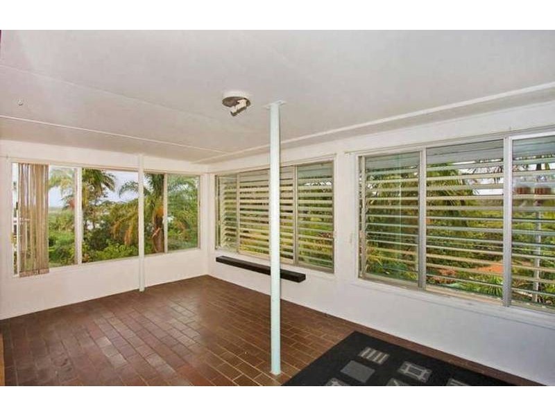 22 Hibiscus Parade, Banora Point NSW 2486
