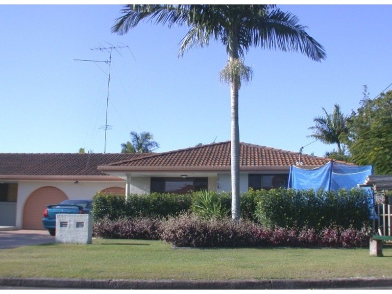 2/1 Pelican Place, Tweed Heads West NSW 2485