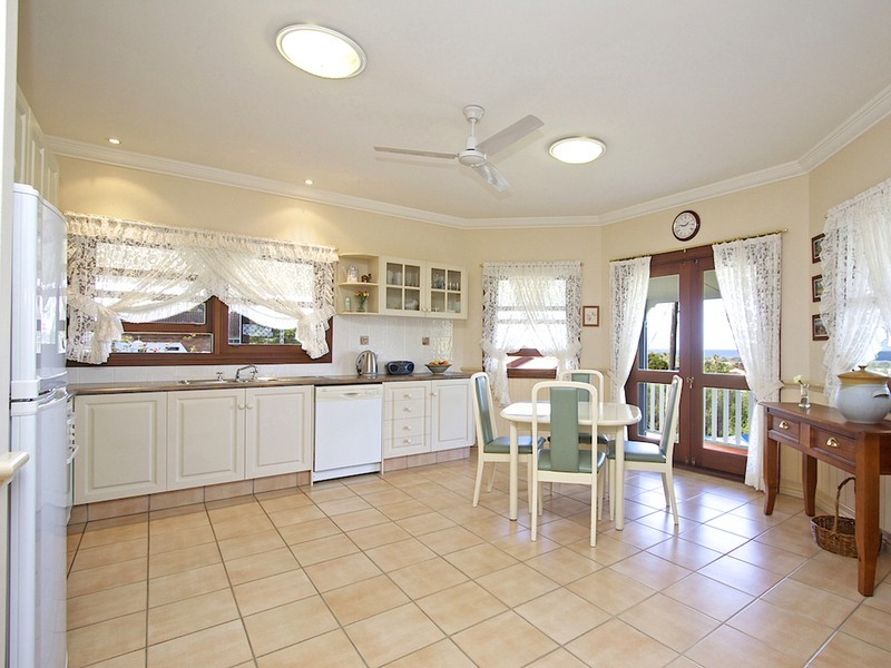 7 Pacific Drive, Banora Point NSW 2486