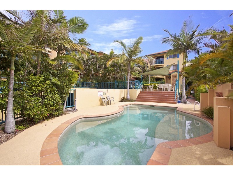 24/27 Dutton Street, Coolangatta QLD 4225