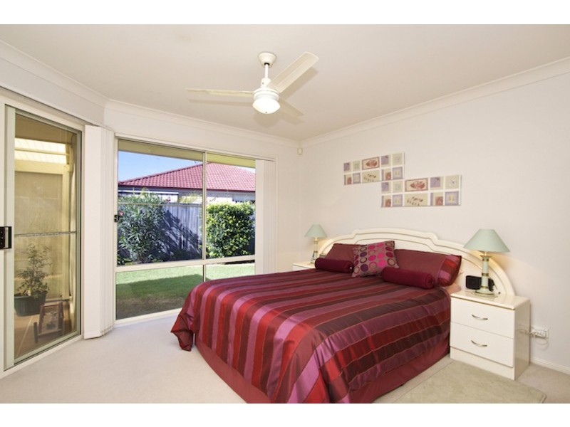 20 Foxhill Place, Banora Point NSW 2486