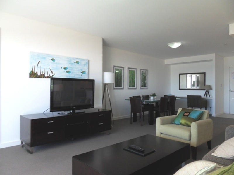 602/2 Creek Street, Kirra QLD 4225