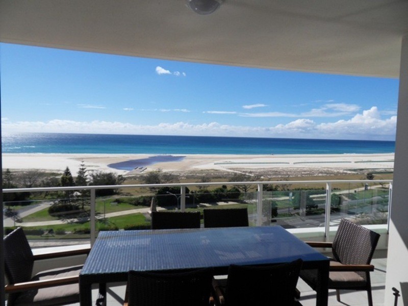 602/2 Creek Street, Kirra QLD 4225