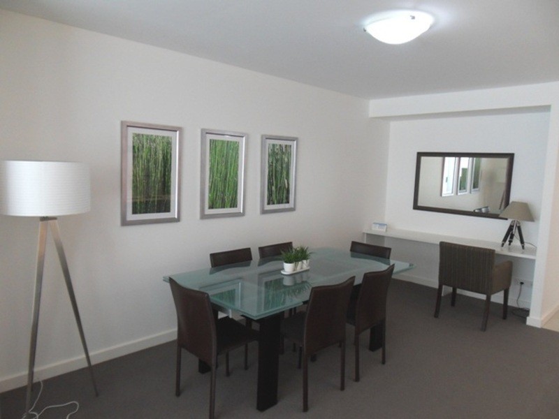 602/2 Creek Street, Kirra QLD 4225
