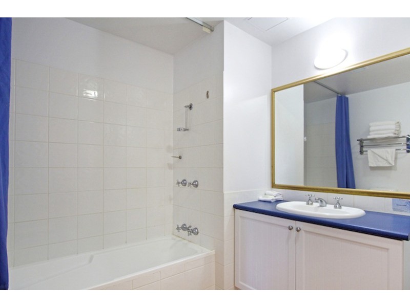 410/99 Griffith Street, Coolangatta QLD 4225