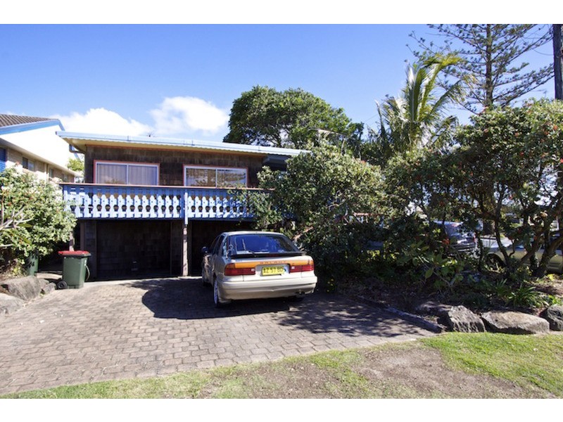 2 Queen Street, Fingal Head NSW 2487
