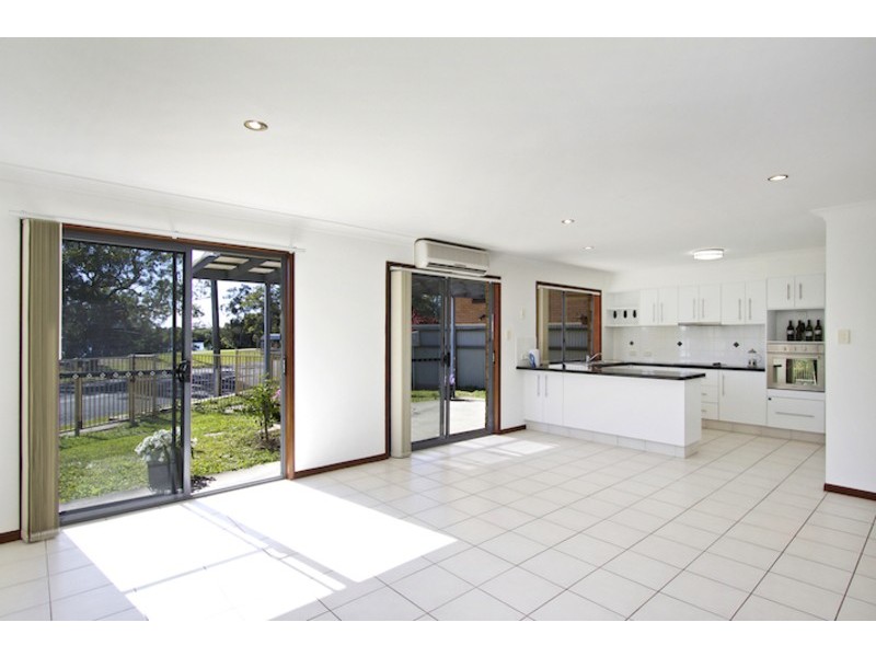 2/100 Dry Dock Road, Tweed Heads South NSW 2486
