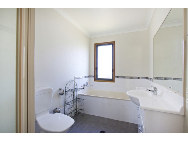 2/100 Dry Dock Road, Tweed Heads South NSW 2486