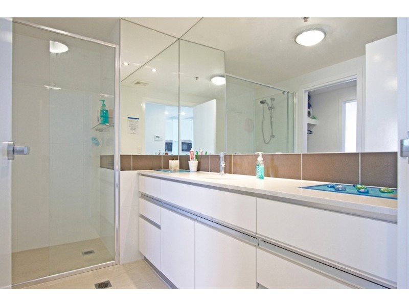 1102/110 Marine Parade, Coolangatta QLD 4225