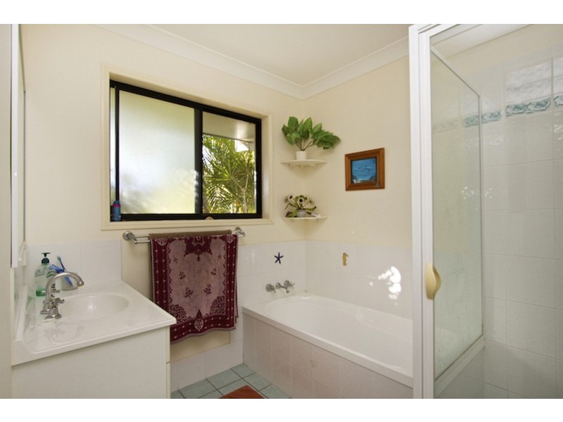 2 Benson Street, Tweed Heads West NSW 2485
