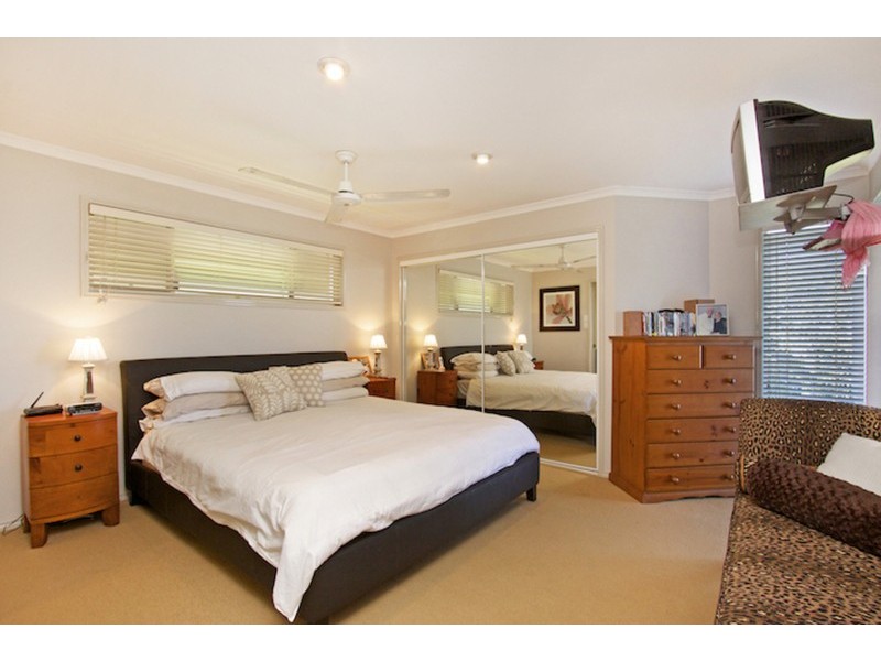 36 Hibiscus Parade, Banora Point NSW 2486