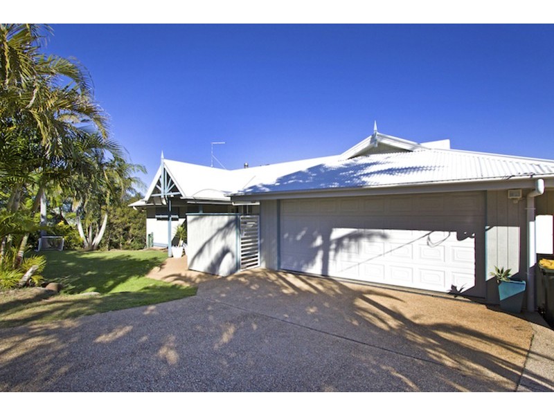 36 Hibiscus Parade, Banora Point NSW 2486