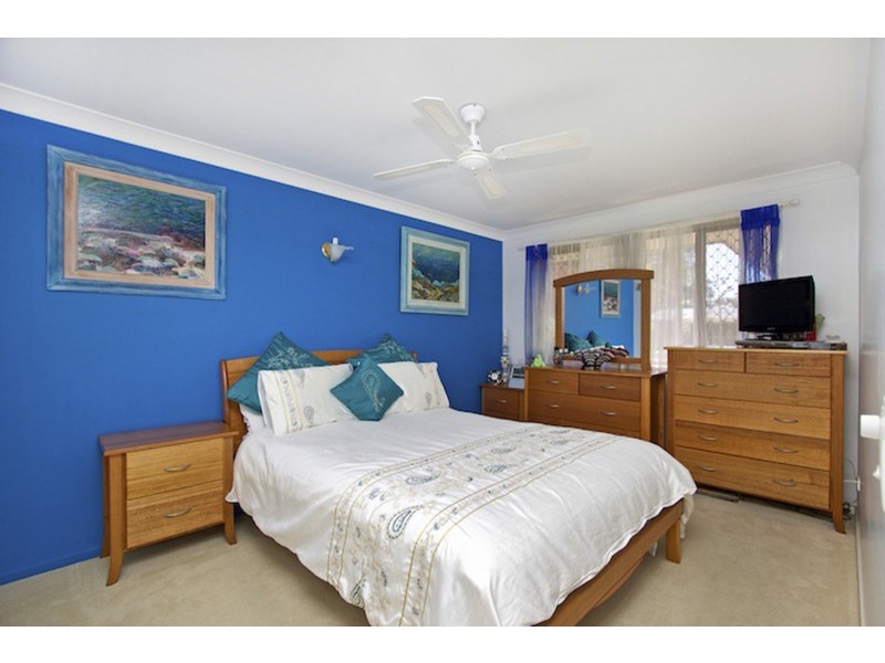 9 Riviera Avenue, Tweed Heads West NSW 2485