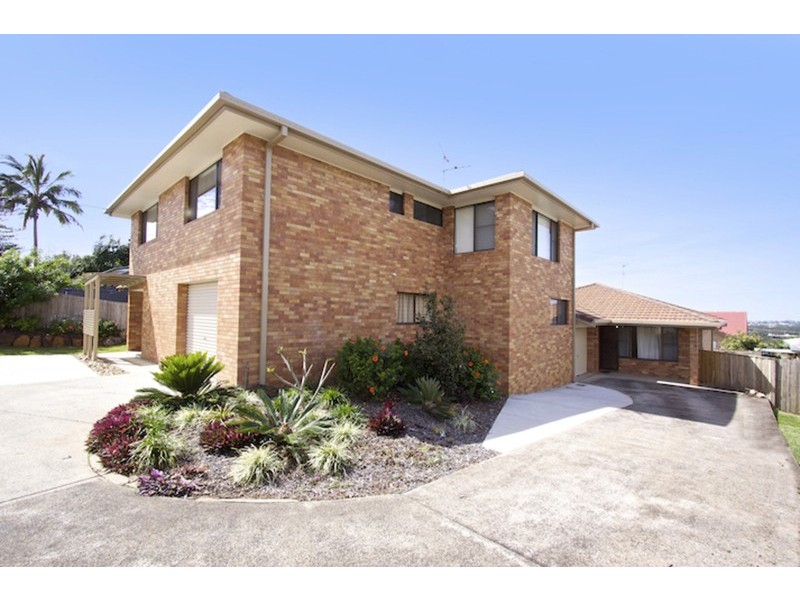 2/18 Oyster Point Road, Banora Point NSW 2486