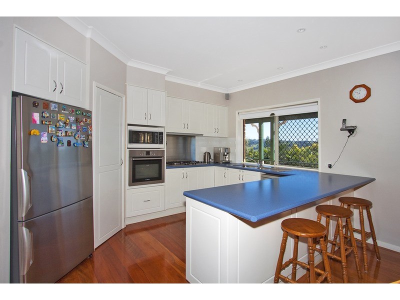 11 Glenbrae Drive, Terranora NSW 2486