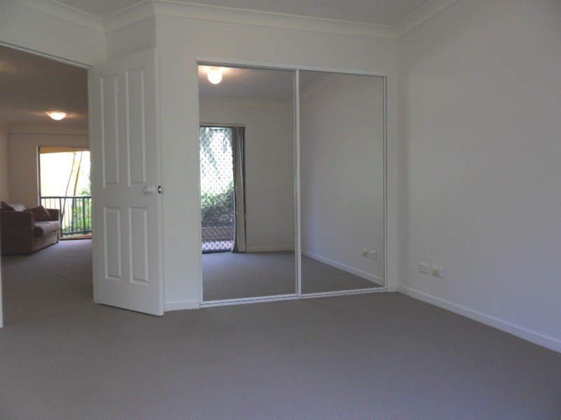 3/27 Dutton Street, Coolangatta QLD 4225