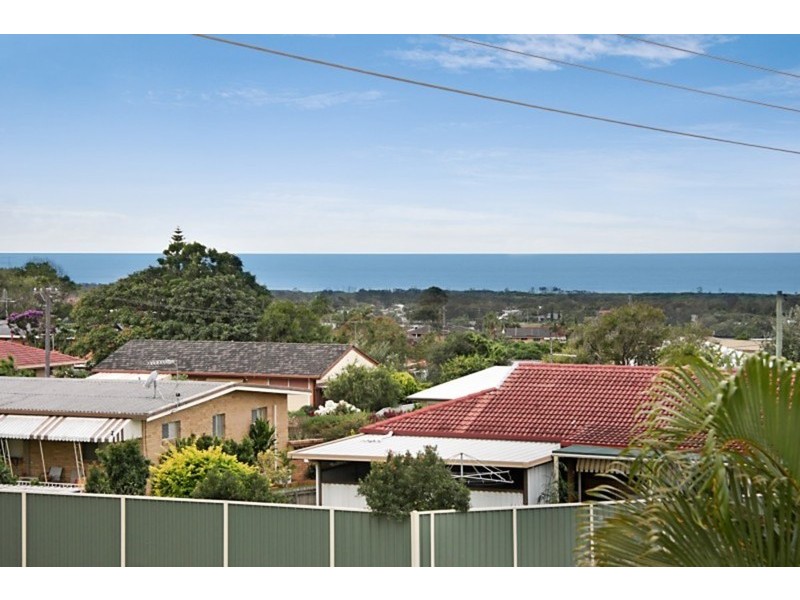 6 Pacific Drive, Banora Point NSW 2486