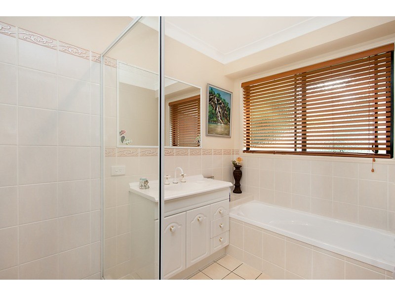 15 Aspen Place, Bilambil Heights NSW 2486