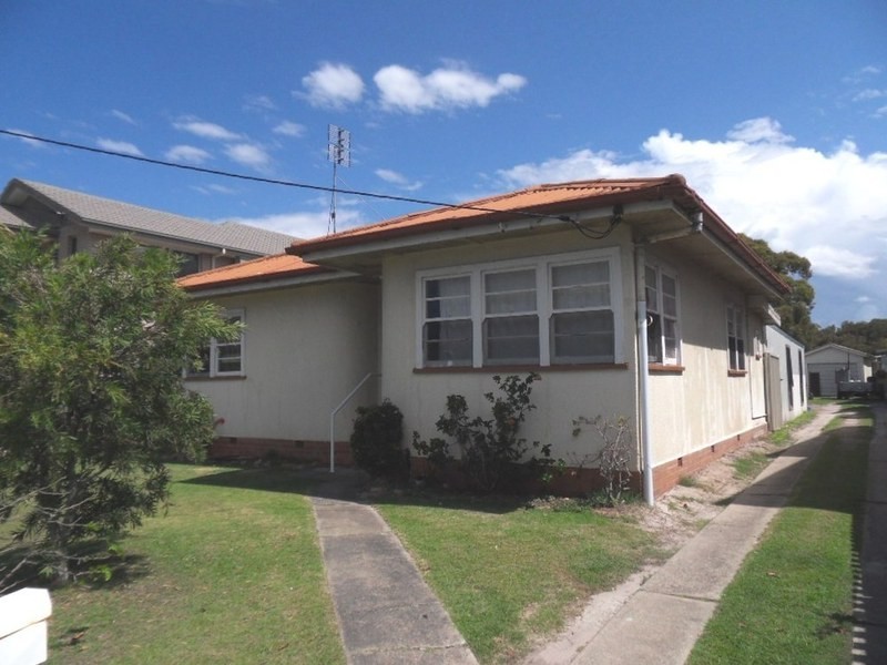 30 Korina Avenue, Kirra QLD 4225