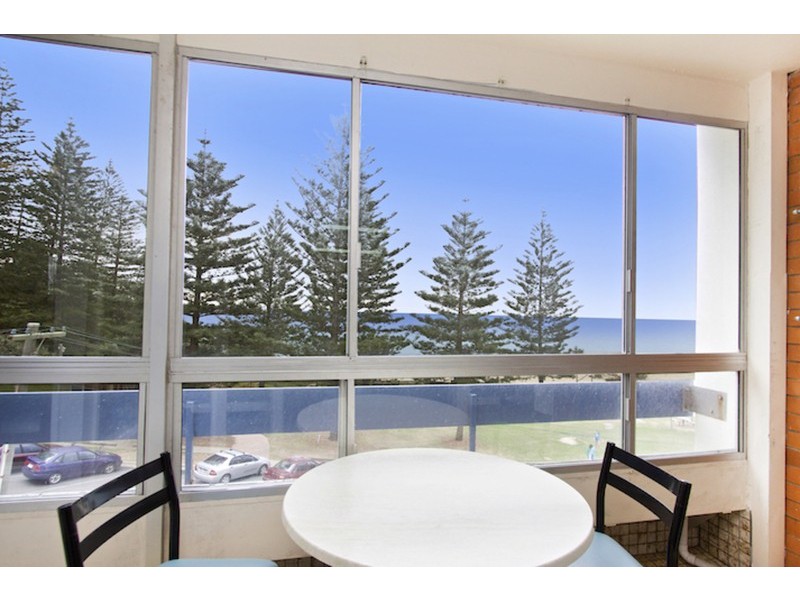 9/162 Marine Parade, Rainbow Bay QLD 4225