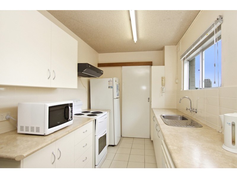 9/162 Marine Parade, Rainbow Bay QLD 4225