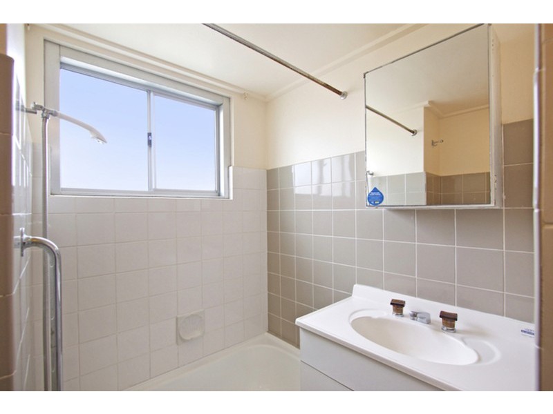 9/162 Marine Parade, Rainbow Bay QLD 4225