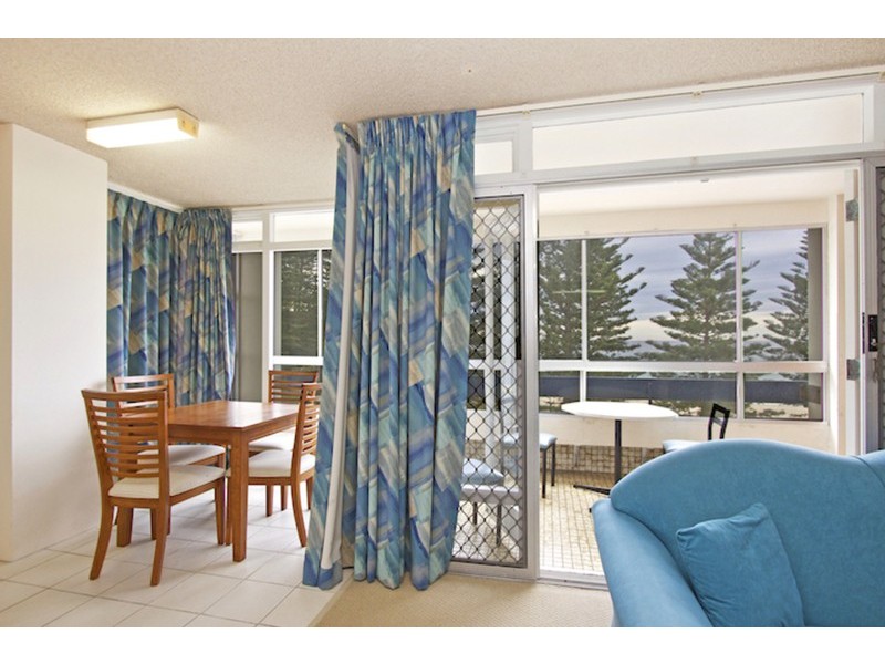 9/162 Marine Parade, Rainbow Bay QLD 4225