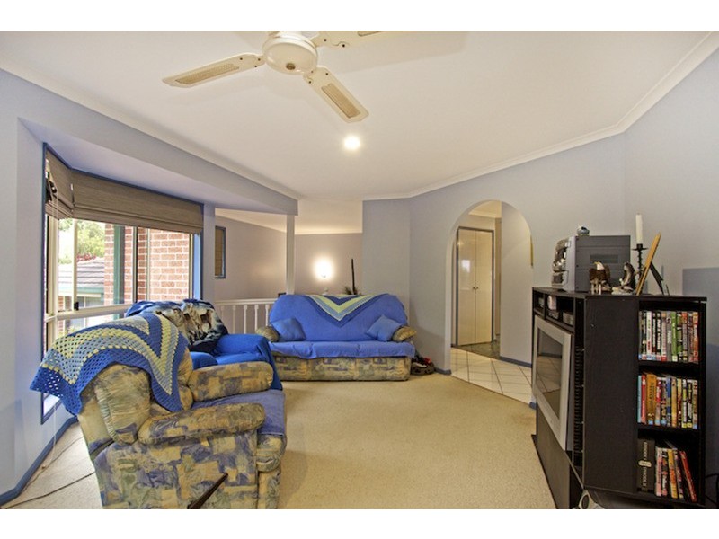 21 Kintyre Crescent, Banora Point NSW 2486