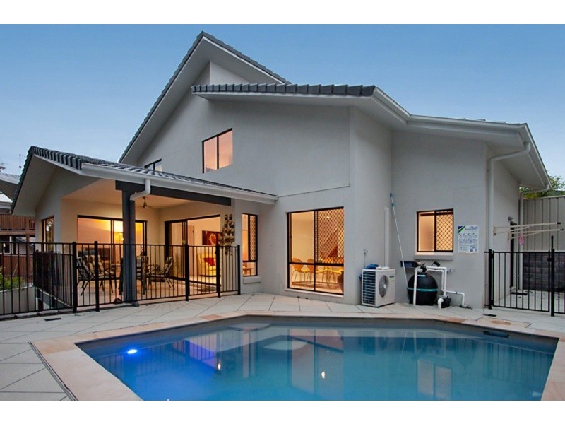 6 Westwood Street, Banora Point NSW 2486