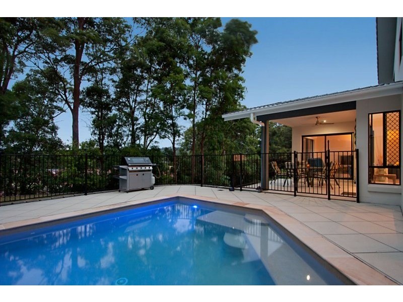 6 Westwood Street, Banora Point NSW 2486