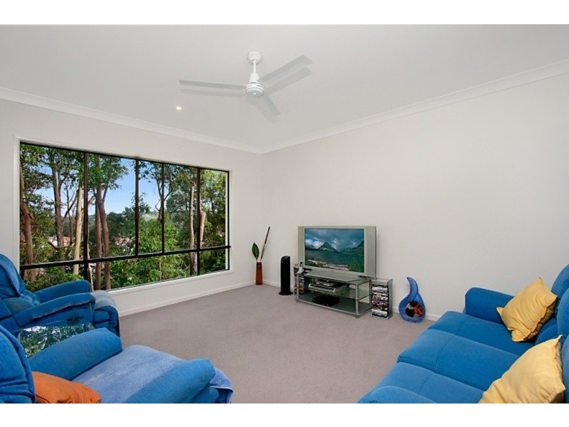 6 Westwood Street, Banora Point NSW 2486